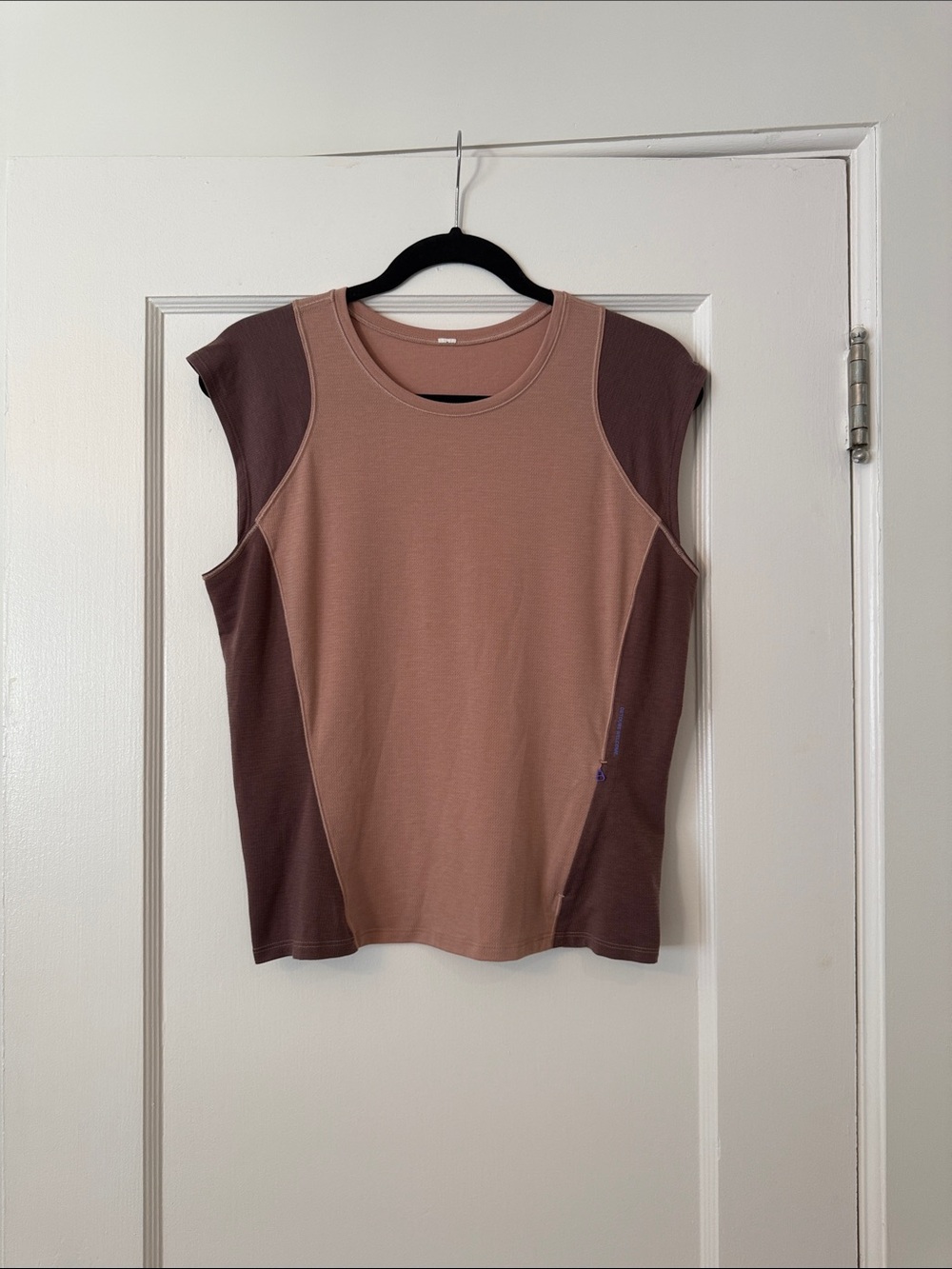 lululemon athletica Two-Tone Crew Neck in Top in Dusty Rose